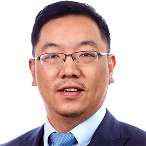 Headshot of Steven Wang